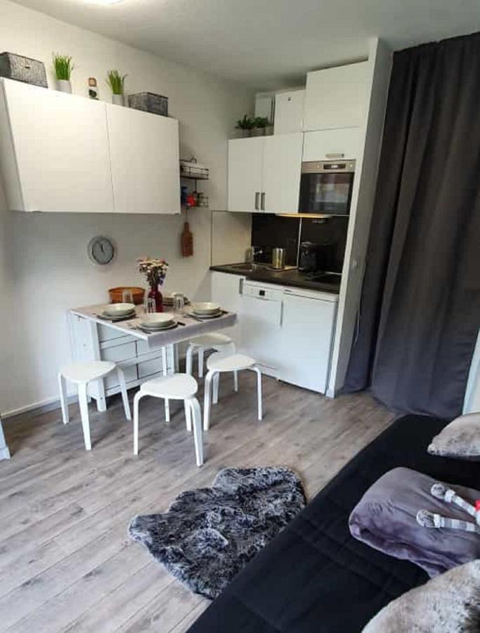 Studio 2 Alpes, Proche Lac Buissonniere, Menage Inclus, Balcon, Parking Les Deux Alpes Luaran gambar