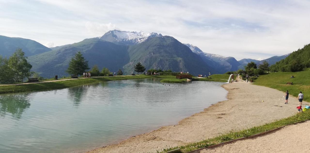 Studio 2 Alpes, Proche Lac Buissonniere, Menage Inclus, Balcon, Parking Les Deux Alpes Luaran gambar